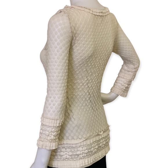 Max Edition Sheer Ruffle Top - Picture 3 of 5